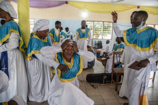 Cristiani Celesti Cotonou_B_0584